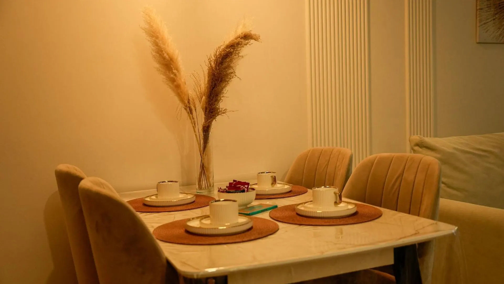 Apartment Рядом Хан-Шатыр, Центр Настолько Центр, Что Даже Центральнее Некуда, Тандау Nur-Sultan